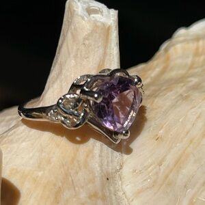 Sterling silver amethyst heart ring